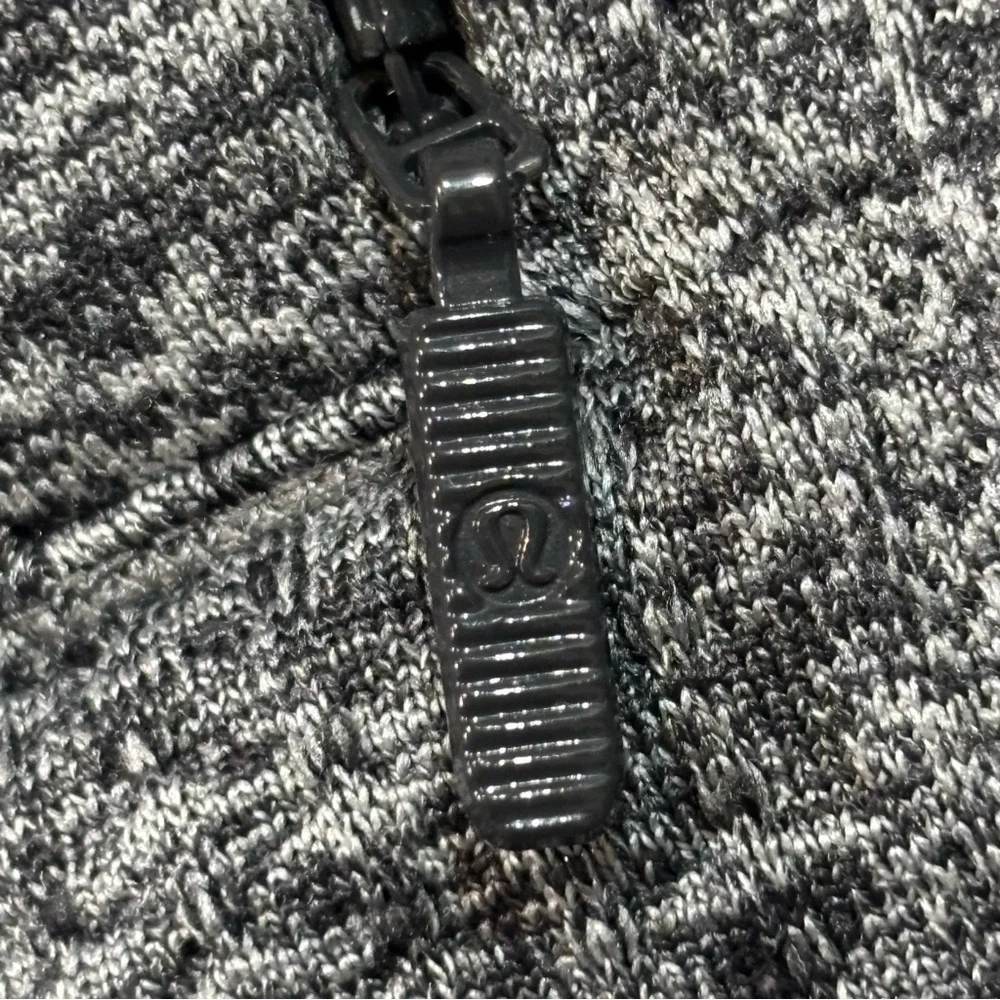 Lululemon Engineered Warmth Jogger Merino Wool Size 4 - Picture 6 of 16